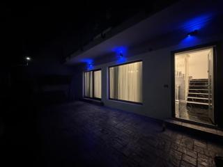 Luxury Private Villa - 6