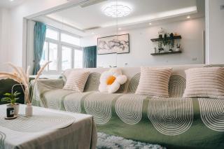 KADA Home, Spacious & Nearby West lake - 7