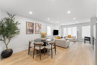 Luxury - 2 BR - 2 Beds - Stylish - New Build Downtown - Toronto - 6