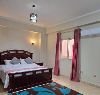 شقة مفروشة بفيلا مميزه للإيجار بالتجمع الاول - Cairo - 8