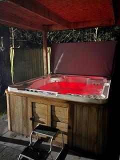 Kiwi Pines forest retreat! - 7