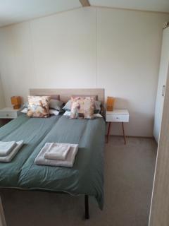 2-bed Hide-away Caravan at Ashbourne Heights - 9