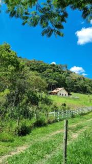 Refúgio de Paz na Natureza - Chalé Aconchegante na Chácara Graviola - 4