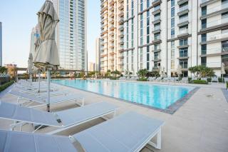 Burj Crown - New Sky High, Near Burj Khalifa, Boulevard View, Opposite Dubai Mall - Dubai - 2