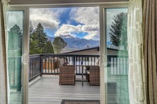 PeakView Lil Lux! Hot Tub & Mountain Views - 0