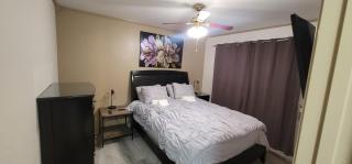 The Cozy Corner in Canoga - 0