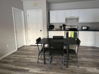 Private Apartment in Southbury 104 - 6