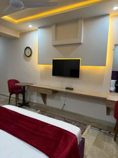 The Loft Life Premium 1 - 5