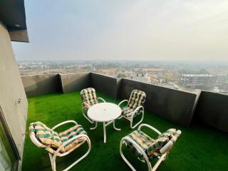 Skyvera Residence Luxury 2-Bedroom Penthouse - 2