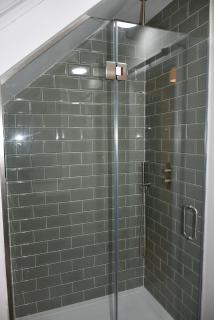 The Lodge New 2 Bedroom 1 Bathroom Luxury House - 8