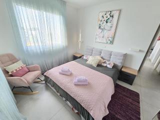 Mythical Sands 2 - B - 2