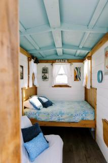 Periwinkle Cottage - 8