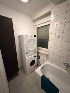 Zentrales 3-Schlafzimmer-Apartment in Würzburg-Hdf - 4