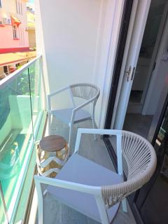 Sea'Amore - Modern & Luxury Apartment - 7mins walk to Flic en Flac Beach - Covered Parking - WiFi - Easy Living & Self Catering with Premium Amenities - 4