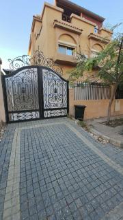 فيلا مفروشة للايجار فى كمبوند ريحانة بمدينة 6 أكتوبر - 4