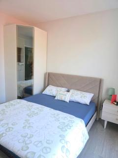 Sea'Amore - Modern & Luxury Apartment - 7mins walk to Flic en Flac Beach - Covered Parking - WiFi - Easy Living & Self Catering with Premium Amenities - 5