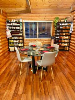 Olalla Farm Guest Stay & Cabin - 4