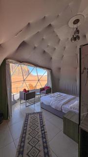 RUM NADINE LUXURY CAMP & Bubbles Hotel - 0