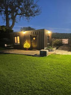 Thors Cave Cabin, Peak District - 0