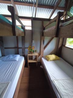 Drake Bay Volunteers - 8