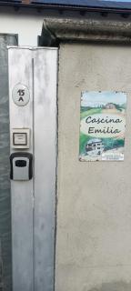 Cascina Emilia vicino Torino con parcheggio privato - 9