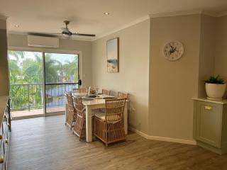 Beach Road Bliss- Whitsundays - 7