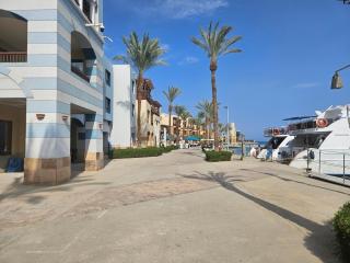 Modern apartment with pool view in Port Ghalib - 3