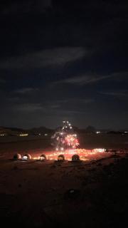 RUM NADINE LUXURY CAMP & Bubbles Hotel - 9