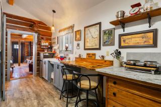 Quiet Log Cabin • Gazebo • Near River & Trails - 7