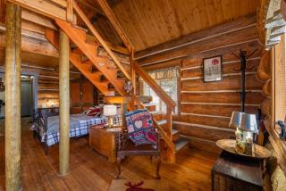 Quiet Log Cabin • Gazebo • Near River & Trails - 1
