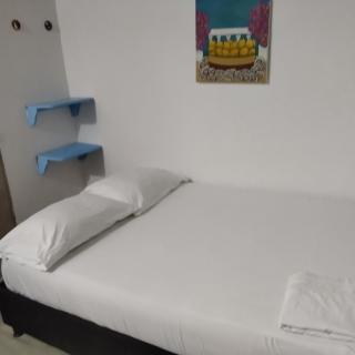 Hostal Paloma Café - 6