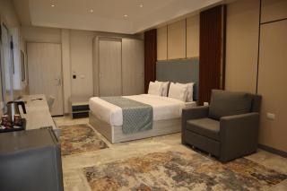 LUSINDA HOTEL MANAGEMENT BY ZAD - 1