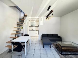 Maison entière au calme, Parking, Proche Paris - 0