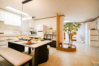 Seoul Core Stay - Prime Central Location Spacious 3BR 10인 #명동 #이태원 - 9