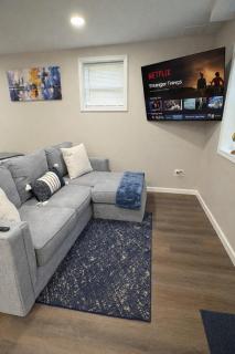 Brand new first floor studio in quiet neighborhood - 4