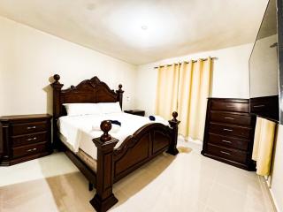 Serene Penthouse near Homs Hospital - 6