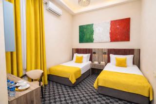 Renaissance Boutique - 5