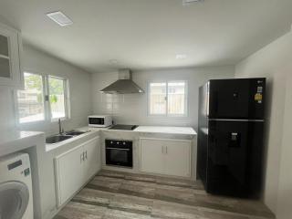 Huai Khwang Townhome - 7