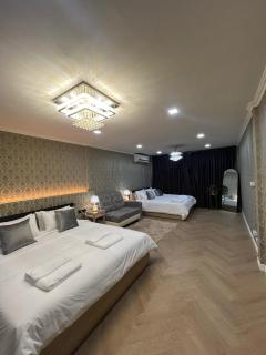 Huai Khwang Townhome - 3