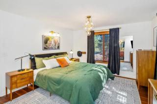 Mid-Century Zen Retreat with Hot Tub & BBQ - 4