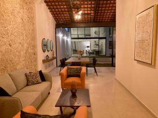 Villa with Pool Steps from the Malecón & Historic - 0