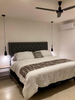 Villa with Pool Steps from the Malecón & Historic - 5