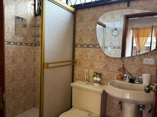 Depa Guajaló - Quicentro Sur con Terraza y Parking - 8