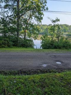 Secluded Mountain Lake Escape - 3