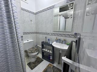 Apartment 5 mins from downtown - 6