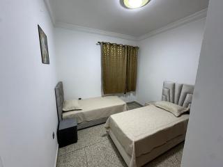 Apartment 5 mins from downtown - 4