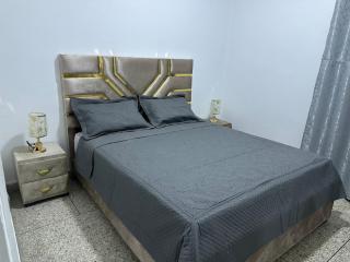 Apartment 5 mins from downtown - 1