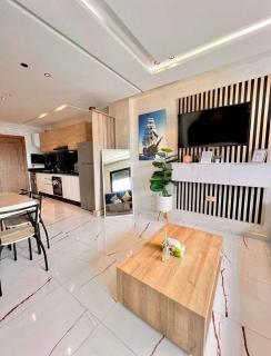 Appartement Sur Belle Résidence - 0