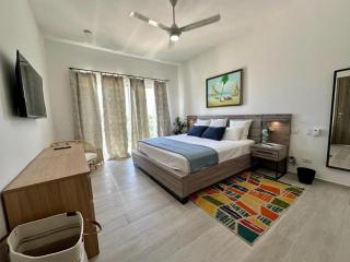 Corner 2BDR in Coral Bay 2 in front of Hard Rock - 2