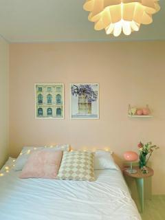 macaron stay Up to 6 People Mangwon Market Hongdae Hanriver Concert 2R3B 2F KPOP - 9